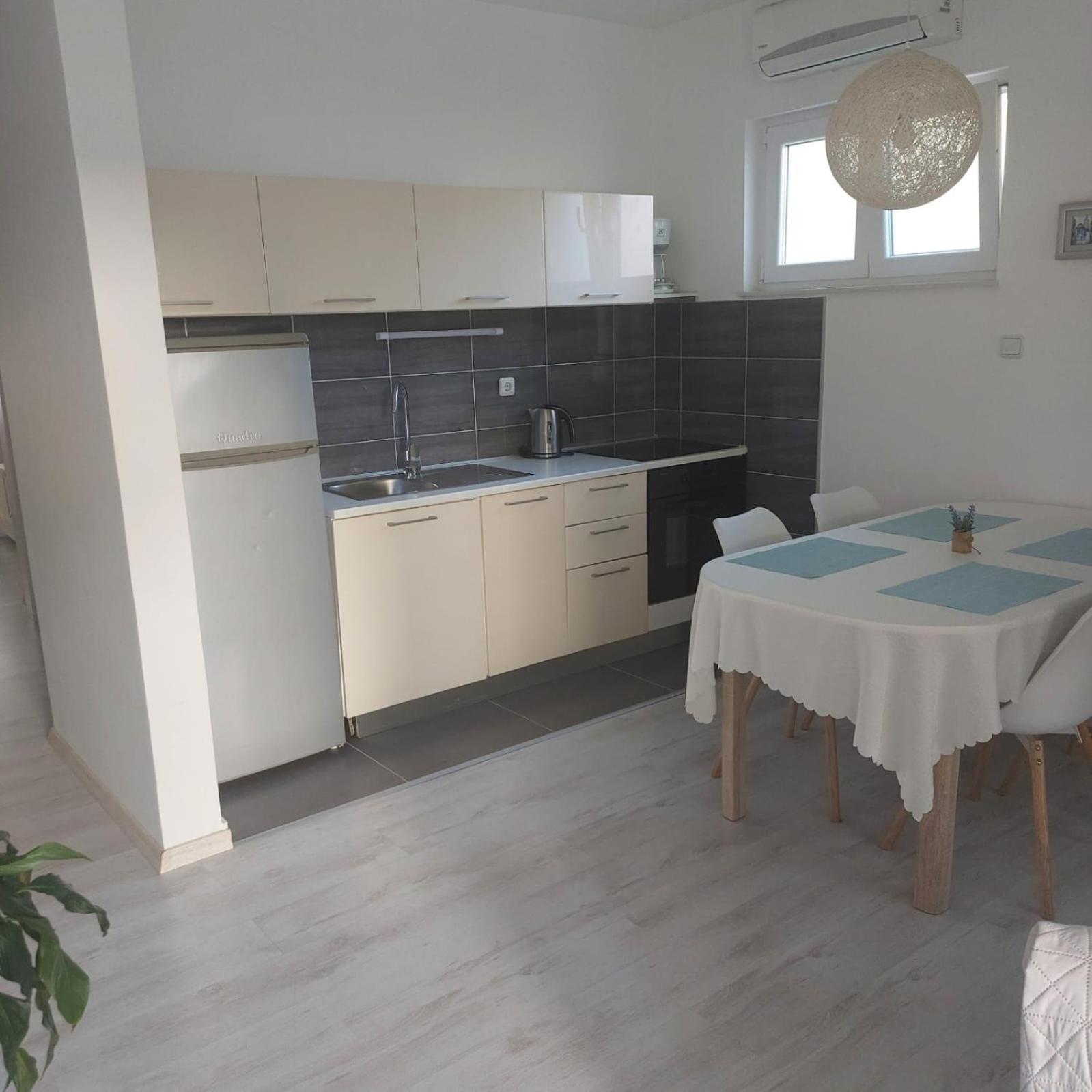 Martina Sun Apartment Zadar Buitenkant foto